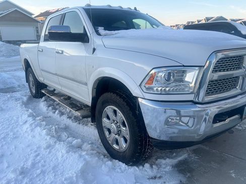 Used 2015 RAM 2500 Laramie image 42