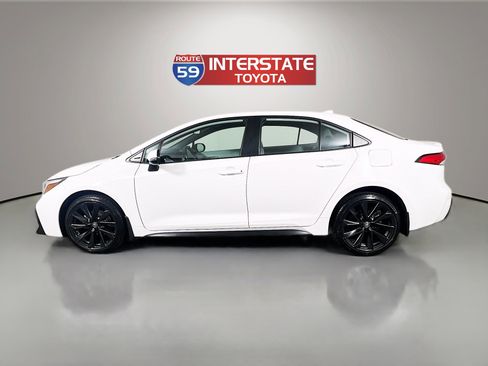 Certified 2023 Toyota Corolla SE FWD image 4