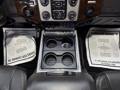 Used 2015 Ford F350 Platinum w/ Platinum Package image 24