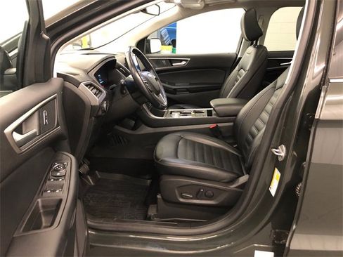 Used 2022 Ford Edge SEL w/ Convenience Package image 28