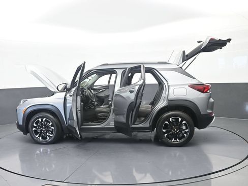 Used 2023 Chevrolet TrailBlazer LT FWD image 70