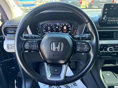 Used 2024 Honda Pilot Elite image 16