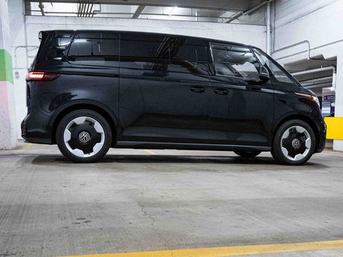 New 2025 Volkswagen ID. Buzz Pro S image 7
