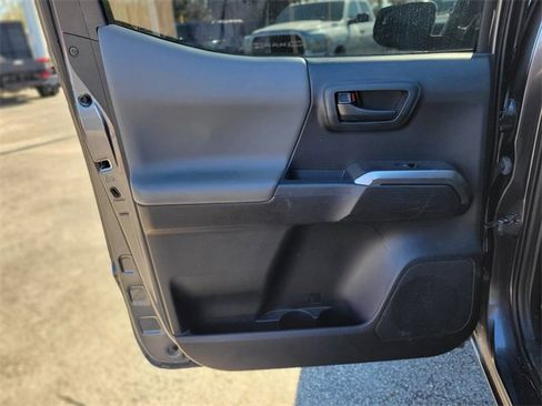 Used 2021 Toyota Tacoma SR5 image 14