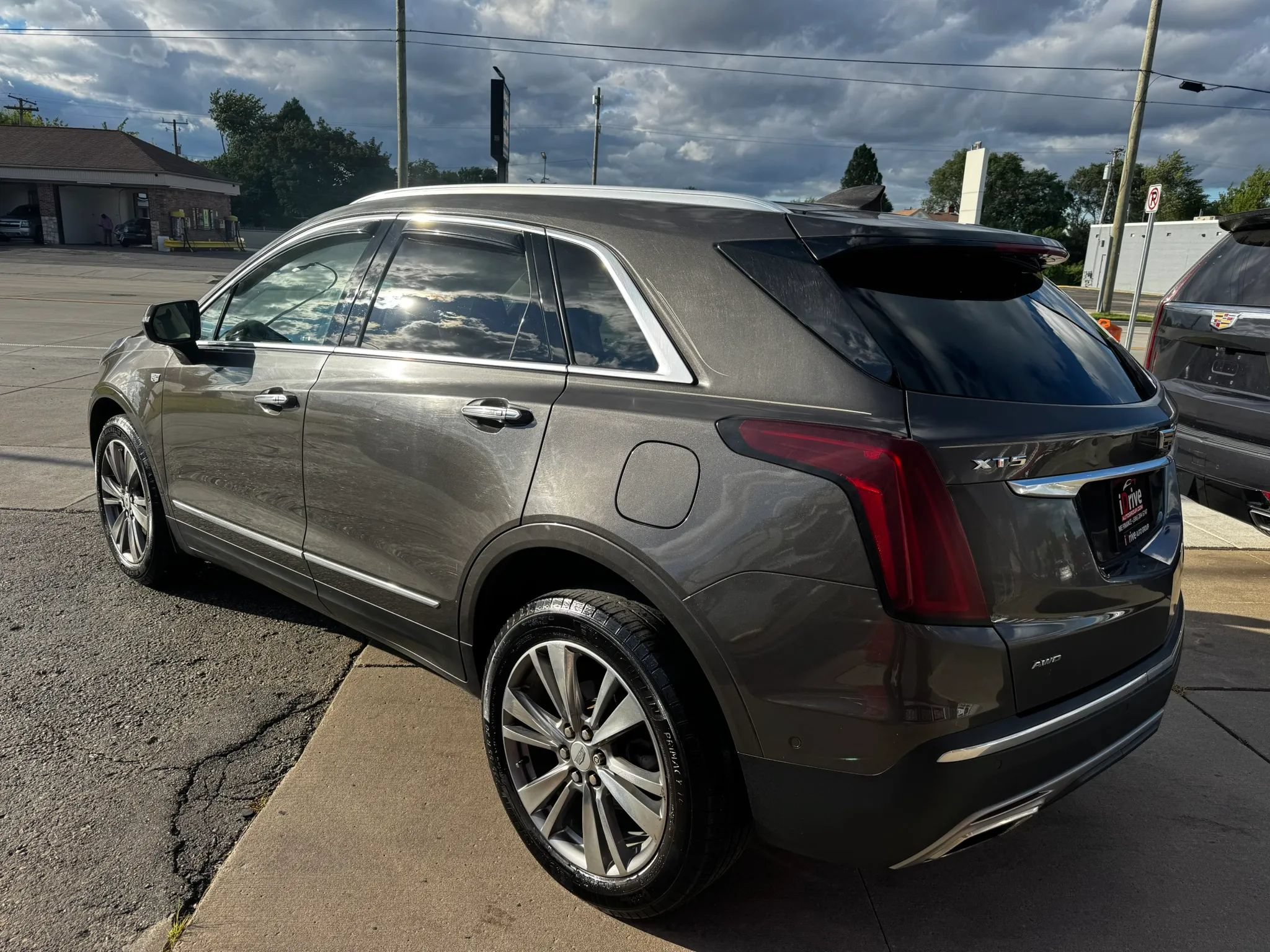 Used 2020 Cadillac XT5 Premium Luxury AWD/4WD image 5
