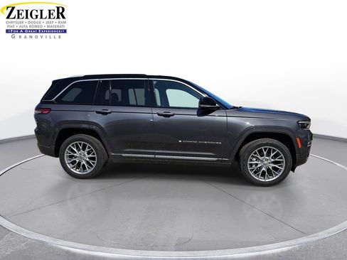 Certified 2022 Jeep Grand Cherokee Summit w/ Adv Protech Group IV image 4