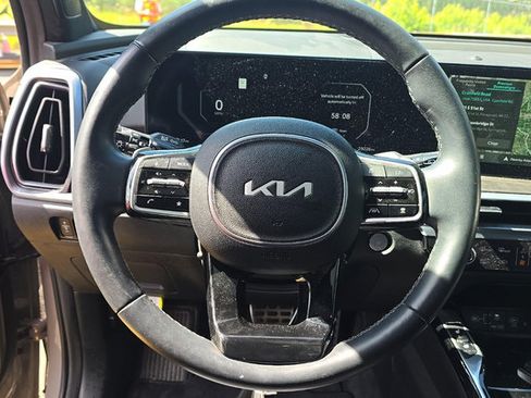 Used 2024 Kia Sorento SX Prestige AWD/4WD image 7