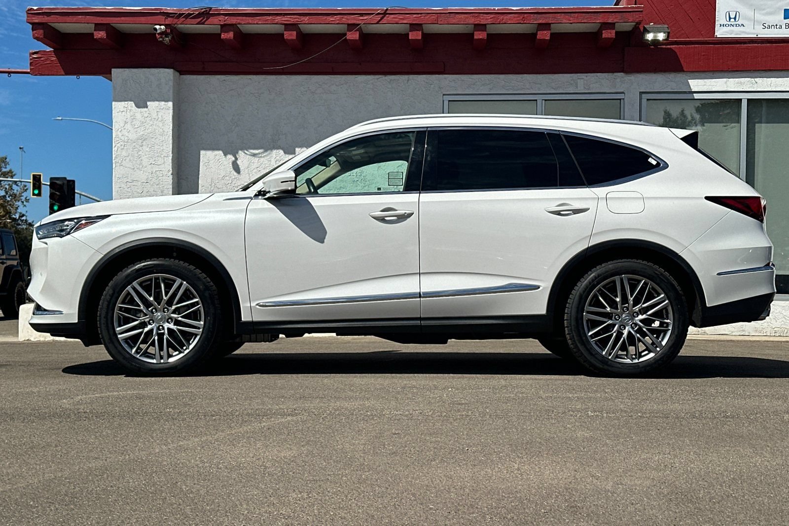 Certified 2023 Acura MDX w/ Advance Package AWD/4WD image 7