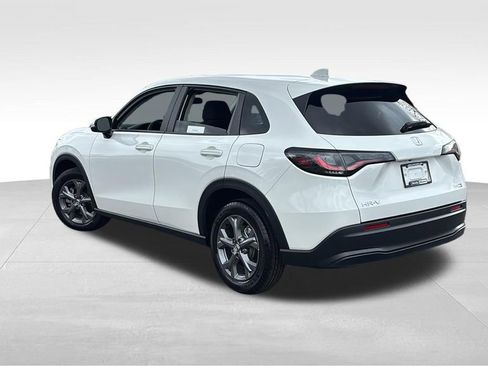 Certified 2026 Honda HR-V LX image 5