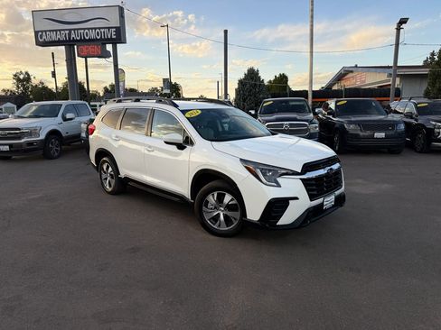 Used 2024 Subaru Ascent Premium w/ Convenience Package AWD/4WD image 2