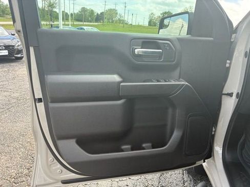 New 2026 Chevrolet Silverado 1500 Custom Trail Boss w/ Turbomax Blackout Package AWD/4WD image 10