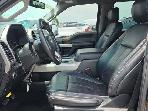 Used 2019 Ford F150 Lariat w/ Equipment Group 502A Luxury AWD/4WD image 5