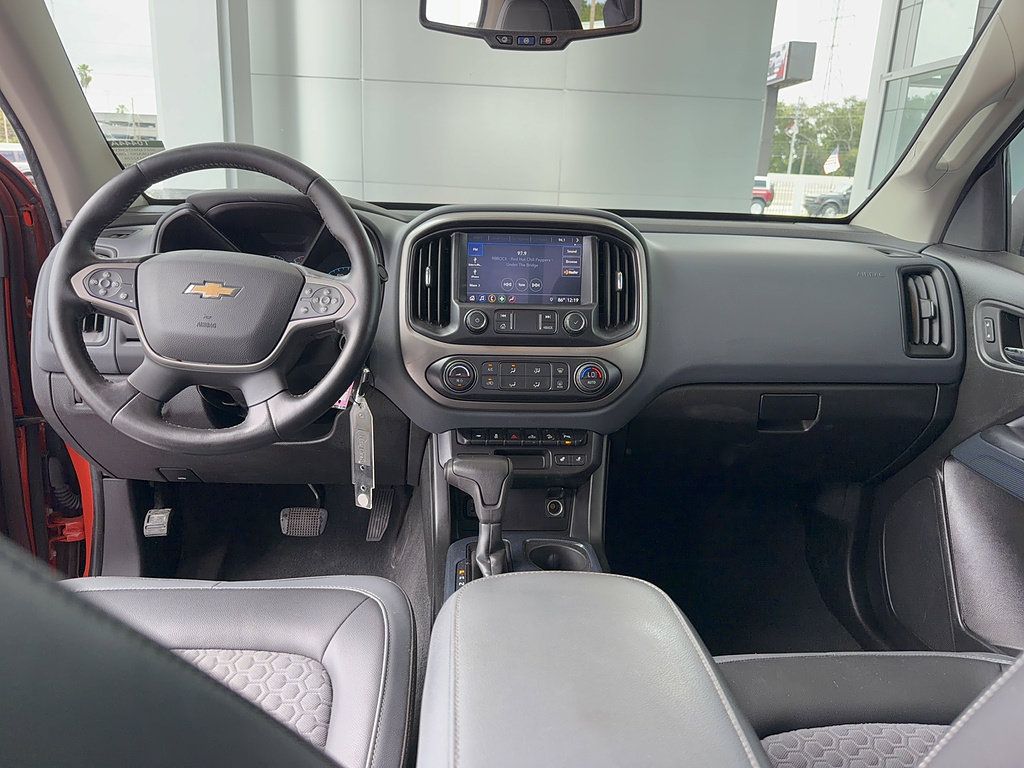Used 2021 Chevrolet Colorado Z71 AWD/4WD image 27