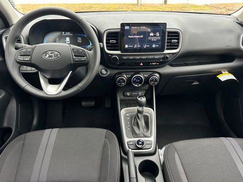 New 2026 Hyundai Venue SEL image 8