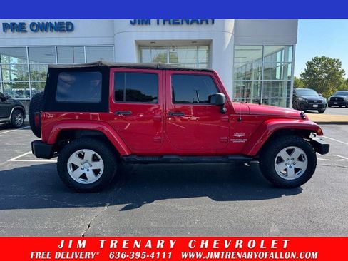 Used 2011 Jeep Wrangler Unlimited Sahara w/ Dual Top Group AWD/4WD image 1