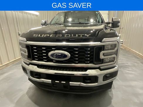 Used 2025 Ford F350 Lariat w/ Lariat Ultimate Package AWD/4WD image 2
