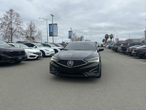 Used 2020 Acura ILX image 1