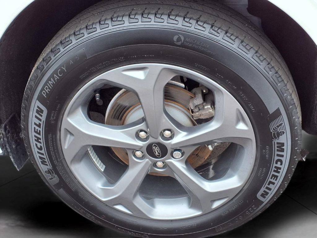 Used 2024 Ford Escape ST-Line w/ Tech Pack #1 AWD/4WD image 8