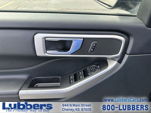 Used 2023 Ford Explorer XLT w/ Equipment Group 202A AWD/4WD image 13