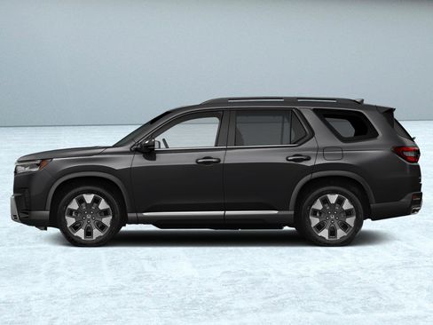 New 2026 Honda Pilot Touring image 2