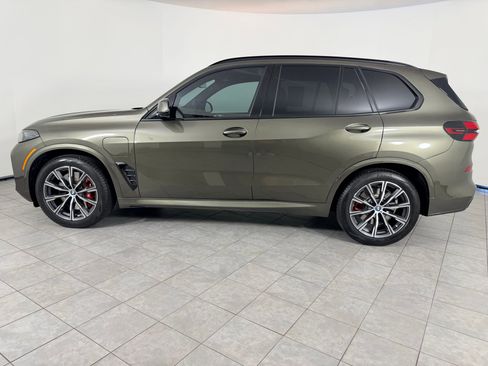 Certified 2025 BMW X5 xDrive50e w/ M Sport Package image 2