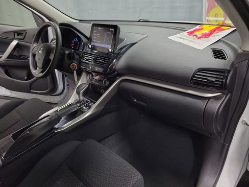 Used 2022 Mitsubishi Eclipse Cross LE AWD/4WD image 24
