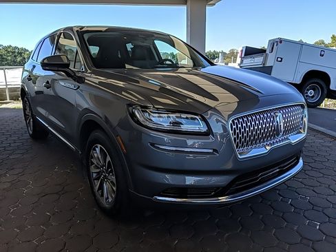 Certified 2022 Lincoln Nautilus Reserve image 3