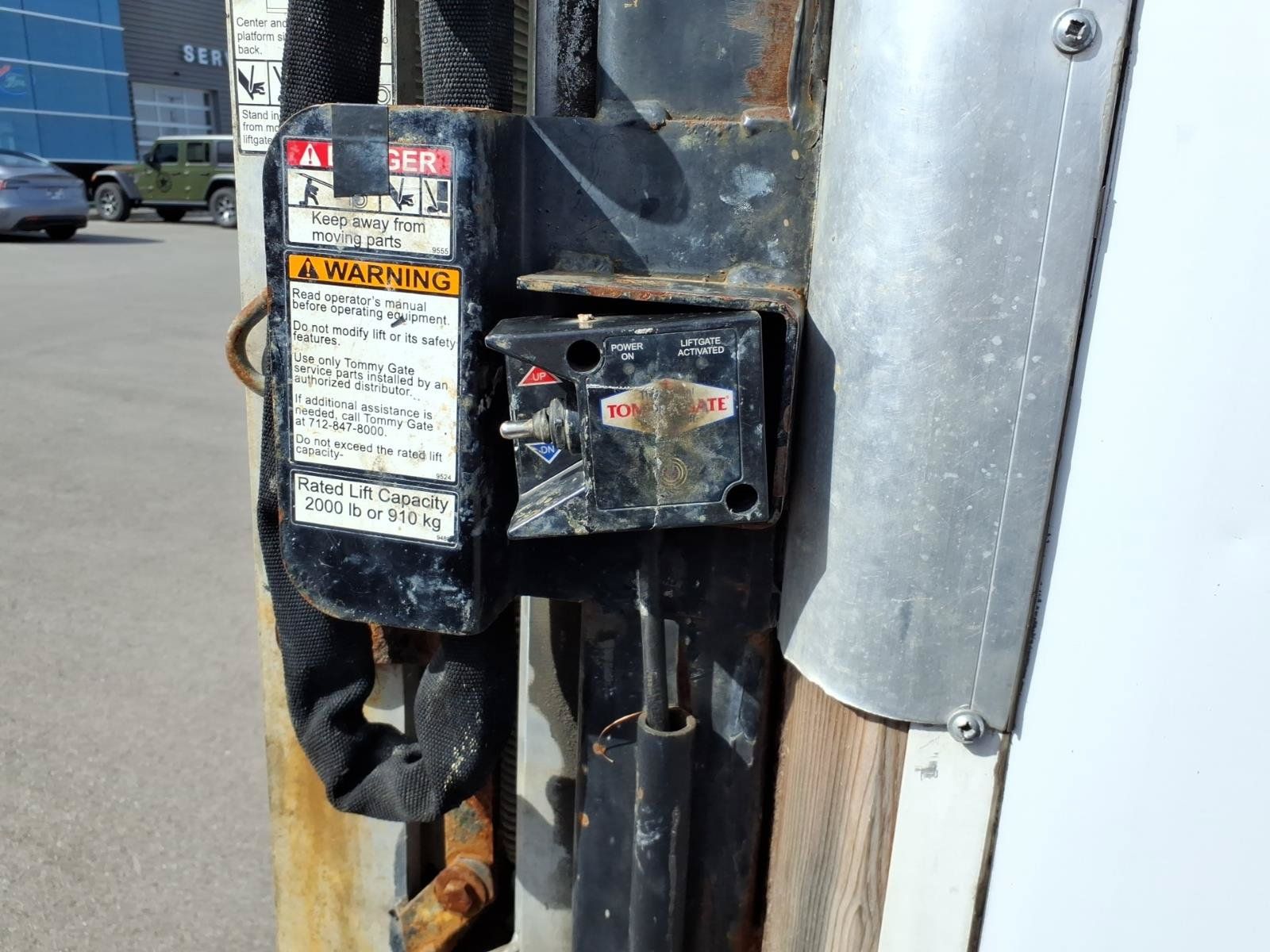 Used 2022 Chevrolet Express 3500 w/ Power Convenience Package RWD image 10