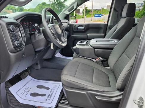 Used 2021 Chevrolet Silverado 1500 Custom Trail Boss AWD/4WD image 10