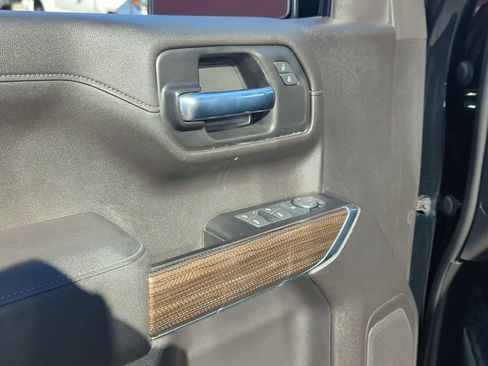 Used 2021 Chevrolet Silverado 1500 RST image 21