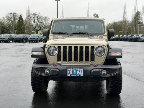 Used 2020 Jeep Gladiator Rubicon w/ Trailer Tow Package AWD/4WD image 10