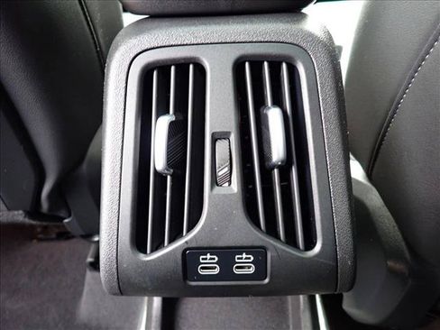 Used 2024 BMW X1 xDrive28i w/ Technology Package AWD/4WD image 11