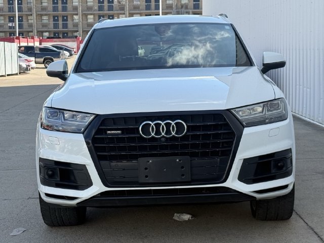 Used 2017 Audi Q7 3.0T Prestige AWD/4WD image 8