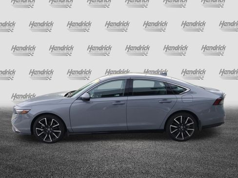 Used 2023 Honda Accord Touring image 6