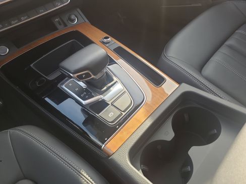 Used 2023 Audi Q5 2.0T Premium Plus w/ Premium Plus Package image 21