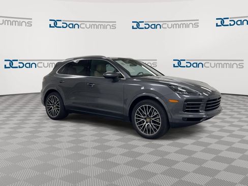Used 2020 Porsche Cayenne S AWD/4WD image 2