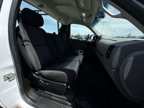 Used 2013 Chevrolet Silverado 1500 W/T RWD image 20