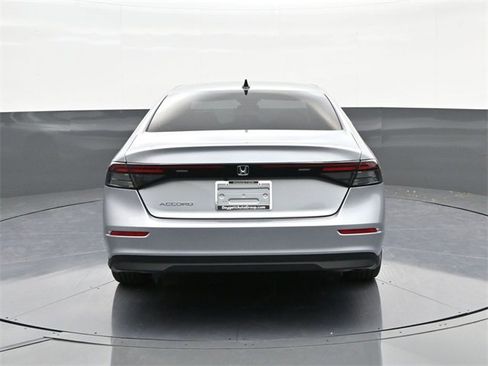 New 2025 Honda Accord SE image 8