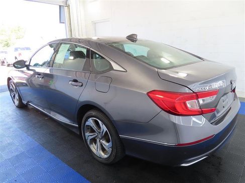 Used 2020 Honda Accord EX image 10