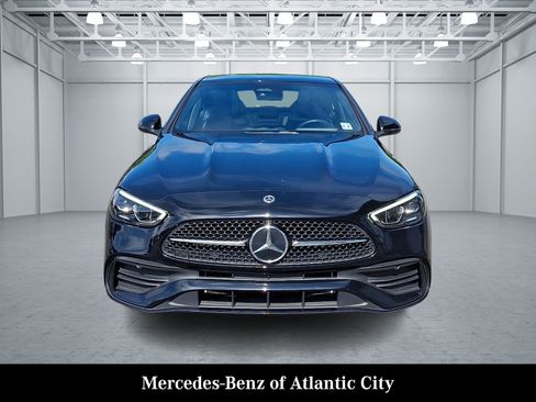 Used 2022 Mercedes-Benz C 300 4MATIC Sedan image 2