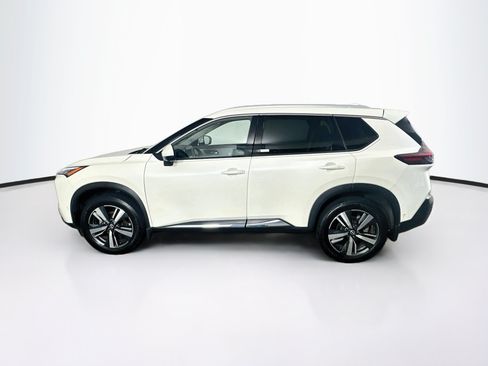 Used 2023 Nissan Rogue SL w/ SL Premium Package FWD image 4
