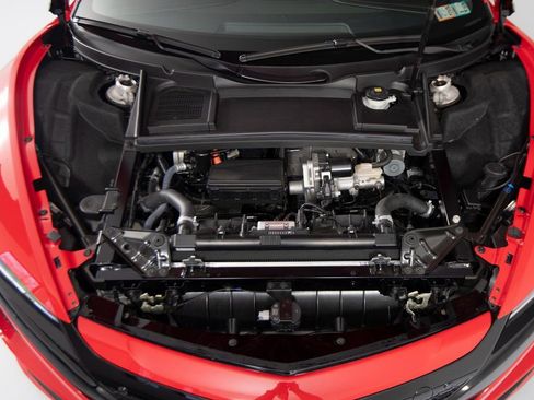 Used 2021 Acura NSX image 31