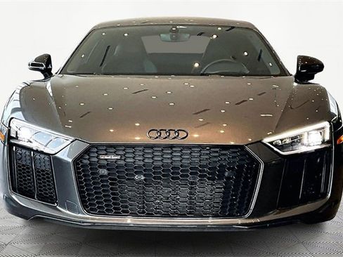 Used 2018 Audi R8 V10 plus image 3