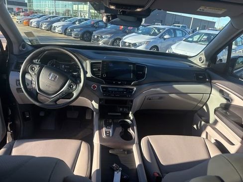 Used 2023 Honda Ridgeline RTL-E image 10