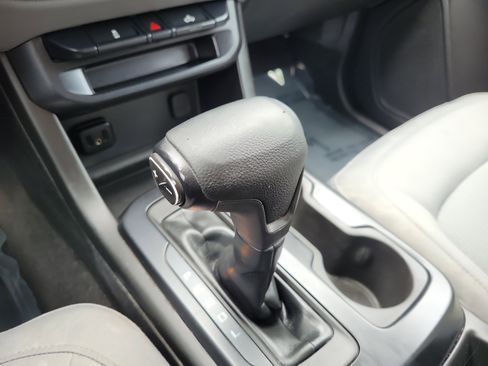 Used 2020 Chevrolet Colorado W/T RWD image 20