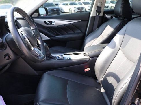Used 2023 INFINITI Q50 Luxe AWD/4WD image 13