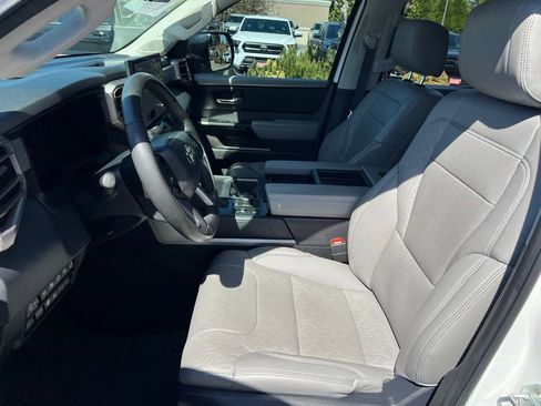 Used 2024 Toyota Tundra Limited AWD/4WD image 14