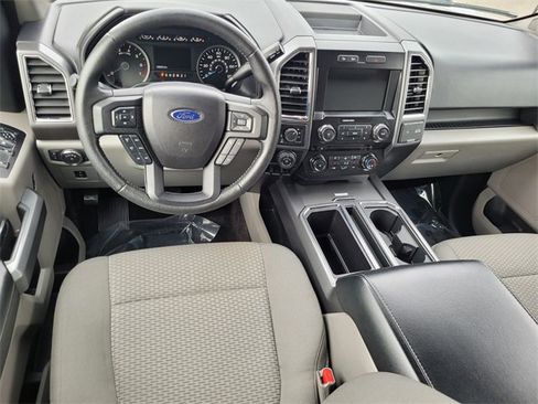 Used 2016 Ford F150 XLT w/ Equipment Group 302A Luxury image 8