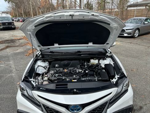 Used 2021 Toyota Camry XSE w/ Cold Weather Package image 12