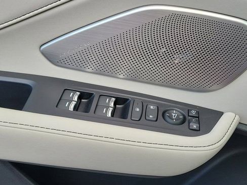 New 2026 Acura RDX SH-AWD w/ Advance Package image 13